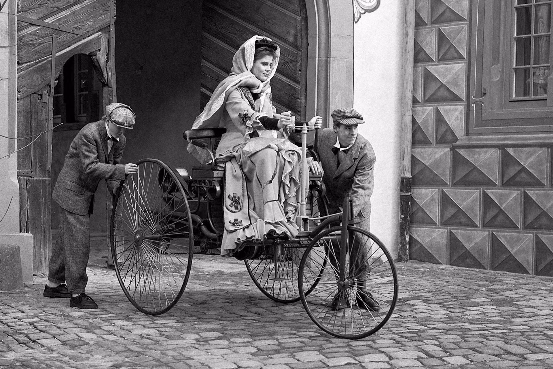 Bertha Benz historical portrait related to early automotive history