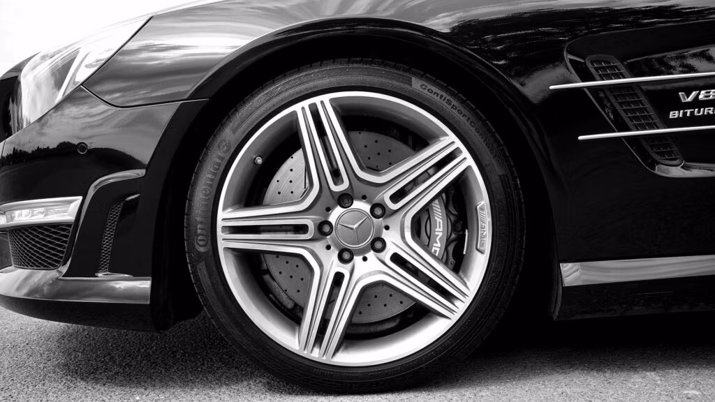 Different car wheel types compared for performance, braking and aesthetics