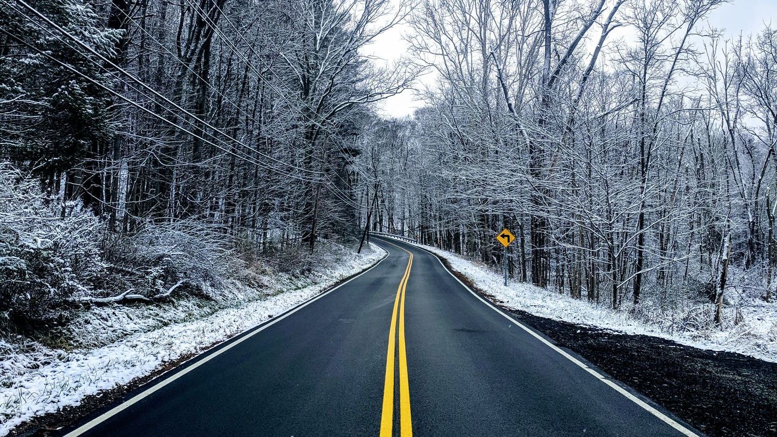Preparing a vehicle for long-distance winter driving